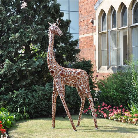 outdoor metal giraffes